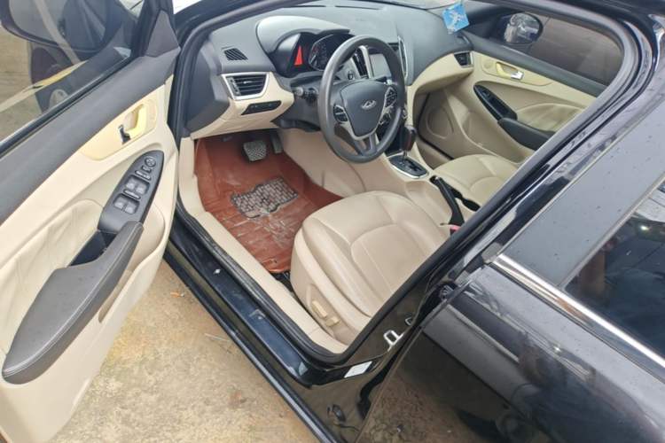 Used Chery Arrizo 7 2013 1.6L CVT Zhixiang Edition Driver Seat