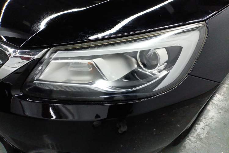 Used Chery Arrizo 7 2013 1.6L CVT Zhixiang Edition Left Front Headlight
