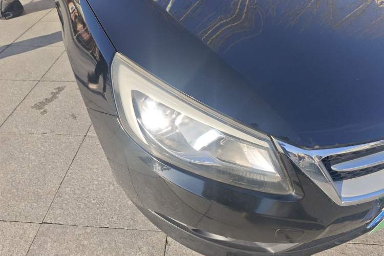 Used Chery Arrizo 7 2013 1.6L Manual ZhiXiang Edition Right Front Headlight