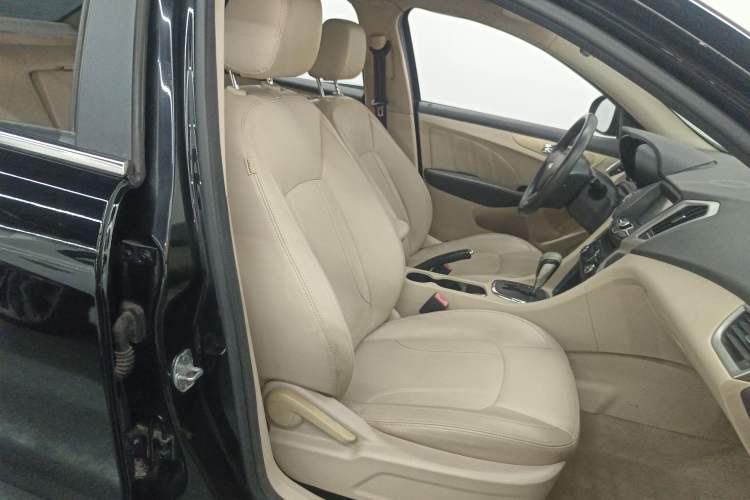 Used Chery Arrizo 7 2013 1.6L CVT Zhixiang Edition Right Front Seat