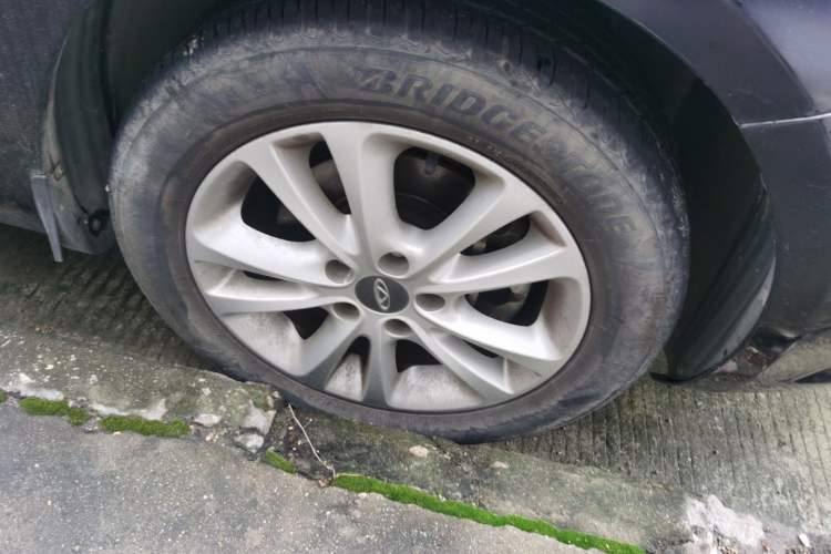 Used Chery Arrizo 7 2013 1.6L Manual Zhi Ling Edition Right Front Wheel Hub