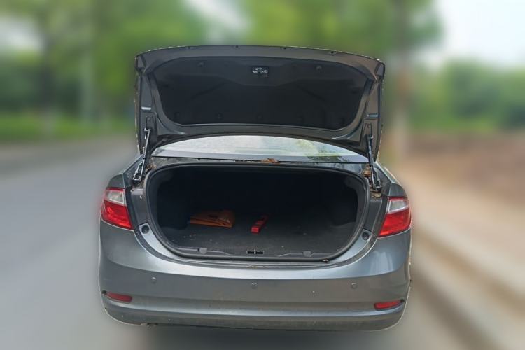 Used Chery Arrizo 7 2013 1.6L Manual ZhiShang Edition Trunk
