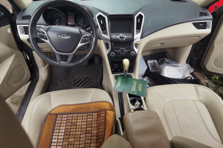 Used Chery Arrizo 7 2013 1.6L CVT Zhiling Edition Center Console