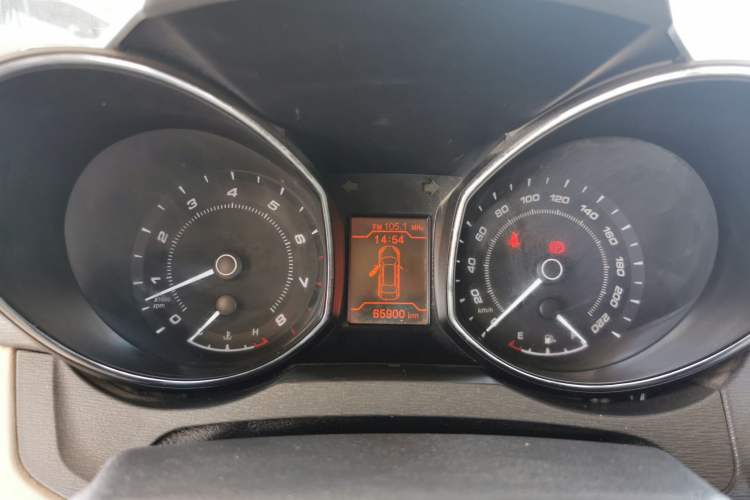 Used Chery Arrizo 7 2013 1.6L Manual ZhiXiang Edition Instrument Cluster