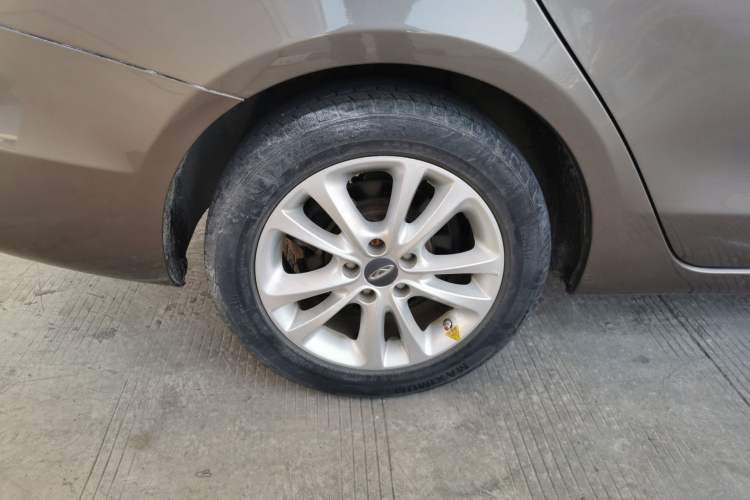 Used Chery Arrizo 7 2013 1.6L Manual ZhiXiang Edition Right Rear Wheel Hub
