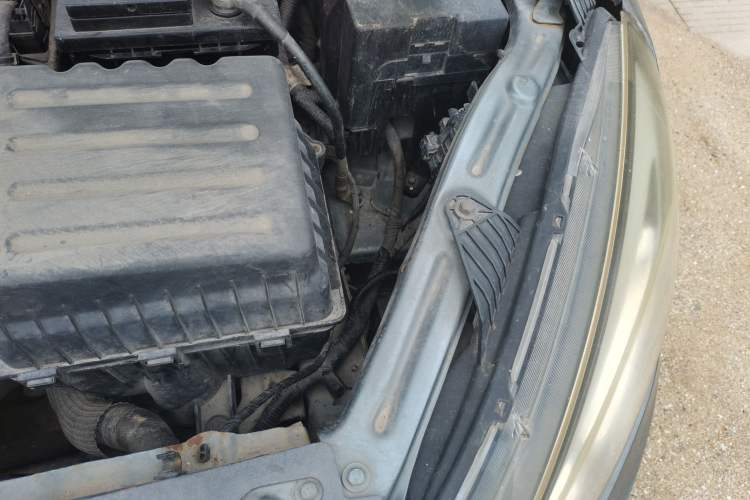 Used Chery Arrizo 7 2013 1.6L Manual ZhiShang Edition Engine Bay Left