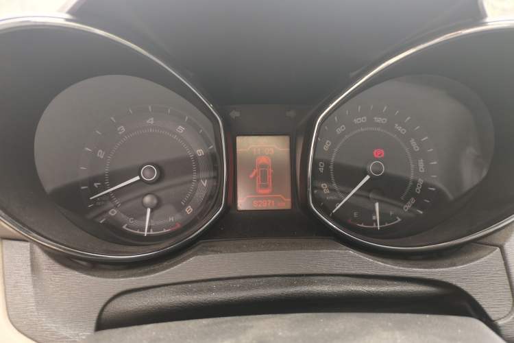Used Chery Arrizo 7 2013 1.6L Manual ZhiShang Edition Instrument Cluster