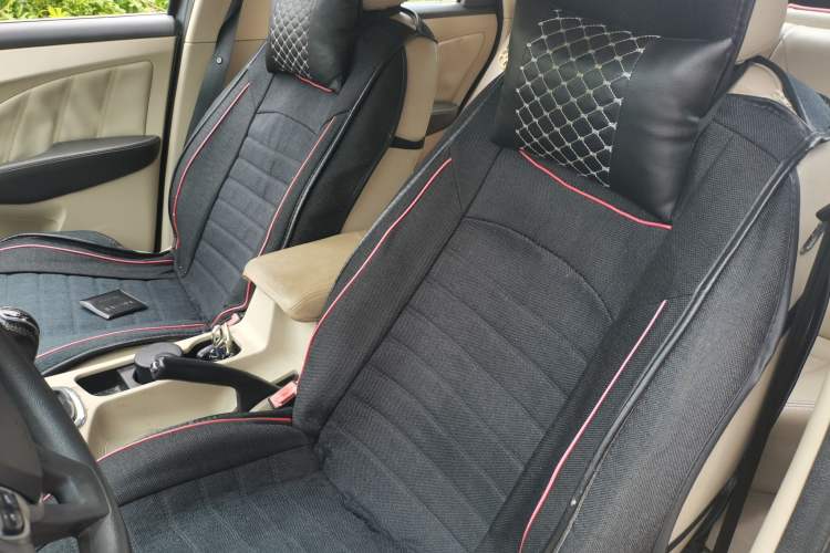 Used Chery Arrizo 7 2013 1.6L Manual ZhiShang Edition Left Front Seat