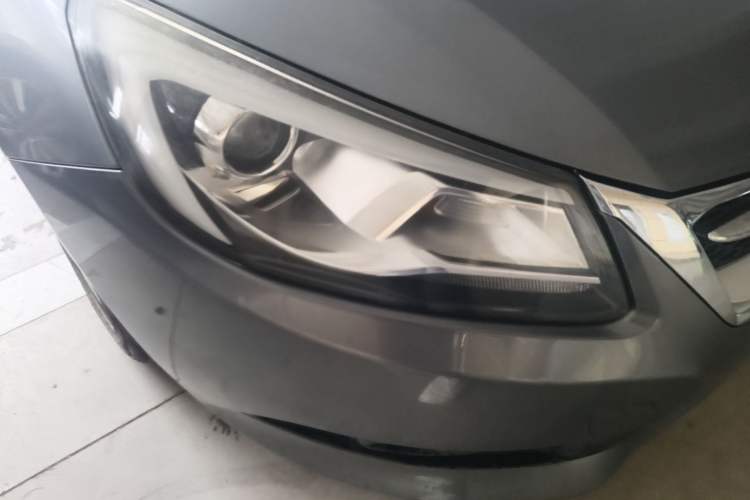 Used Chery Arrizo 7 2013 1.6L Manual Zhi Ling Edition Right Front Headlight