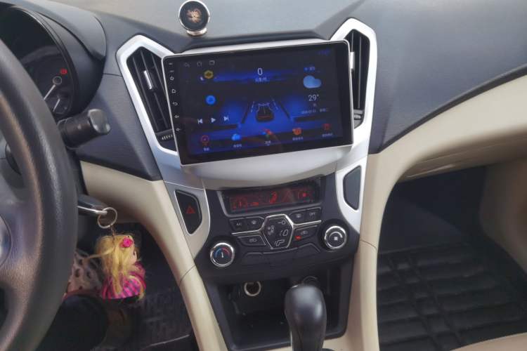 Used Chery Arrizo 7 2013 1.6L CVT Zhiling Edition Audio And AC Panel