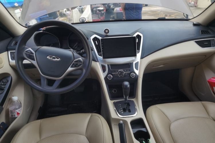 Used Chery Arrizo 7 2013 1.6L CVT Zhiling Edition Center Console