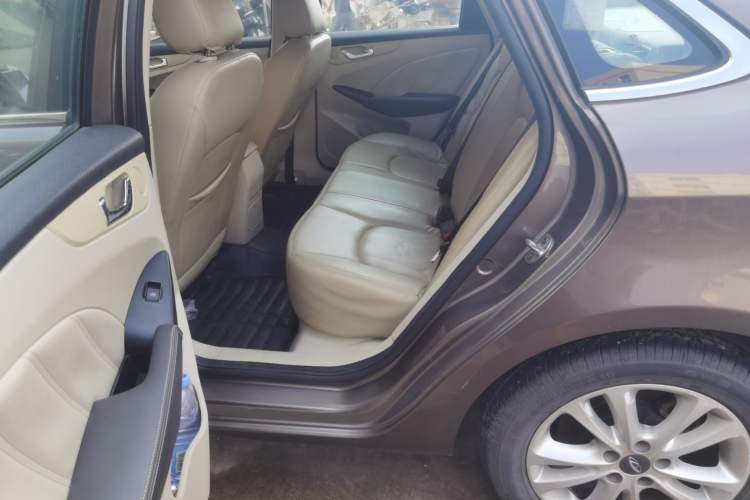 Used Chery Arrizo 7 2013 1.6L CVT Zhiling Edition Left Rear Seat