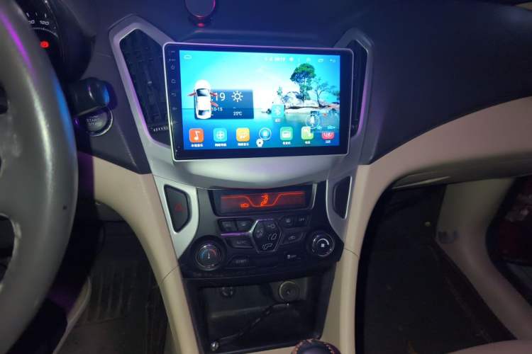 Used Chery Arrizo 7 2013 1.6L Manual ZhiXiang Edition Audio And AC Panel