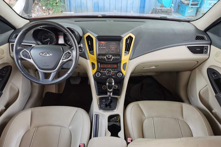 Used Chery Arrizo 7 2013 1.6L CVT Zhixiang Edition Center Console