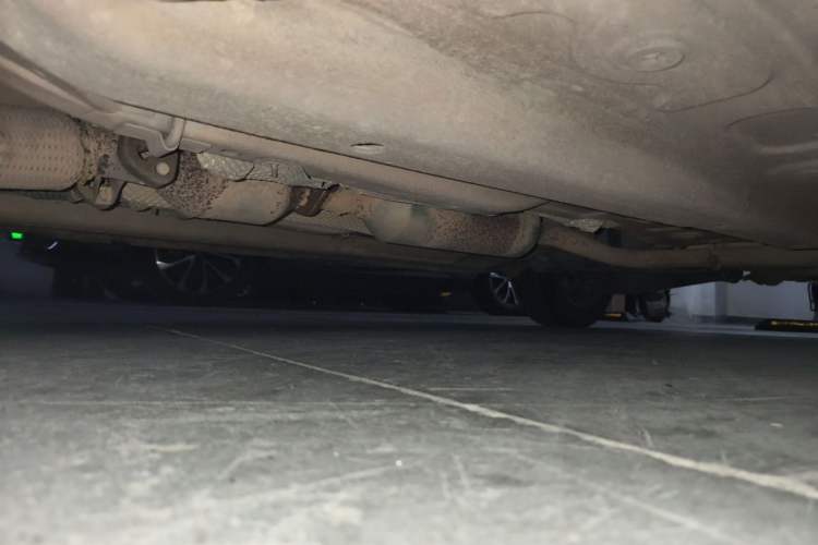 Used Chery Arrizo 7 2013 1.6L Manual ZhiXiang Edition Chassis Front Left