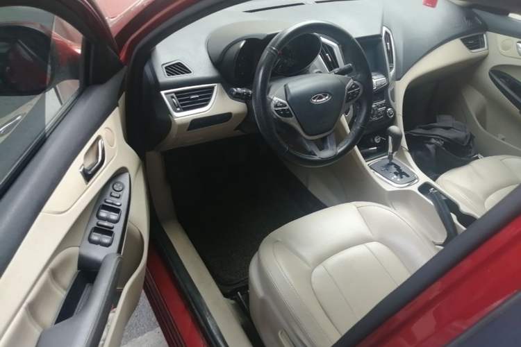 Used Chery Arrizo 7 2013 1.6L CVT ZhiShang Edition Driver Seat