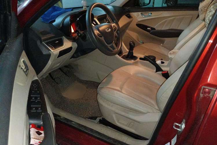 Used Chery Arrizo 7 2013 1.6L Manual ZhiXiang Edition Driver Seat