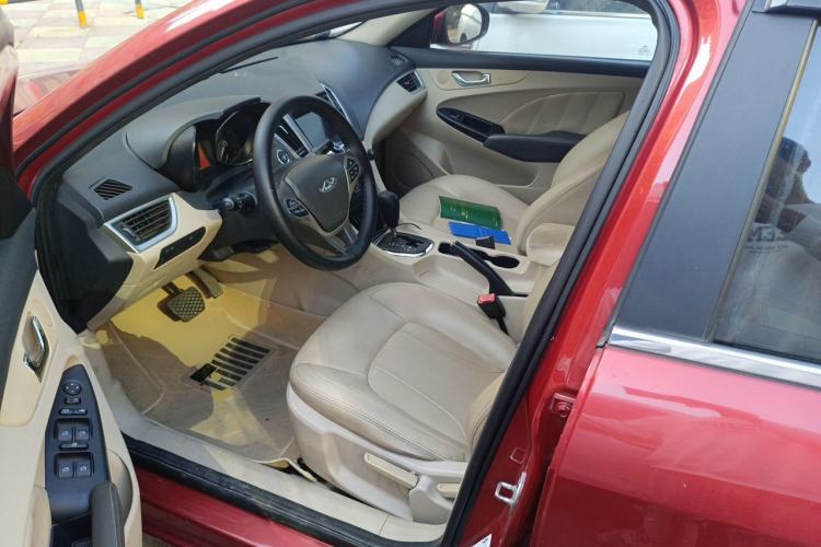 Used Chery Arrizo 7 2013 1.6L CVT ZhiShang Edition Driver Seat