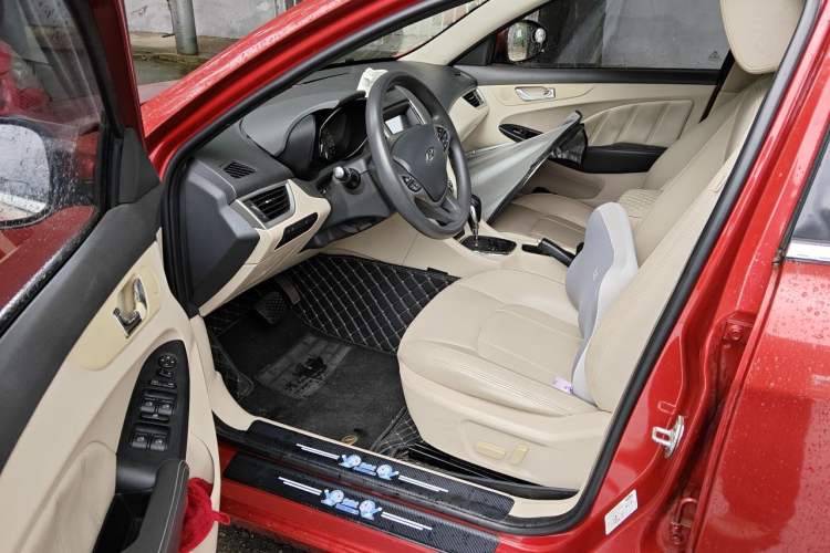 Used Chery Arrizo 7 2013 1.6L CVT Zhixiang Edition Driver Seat
