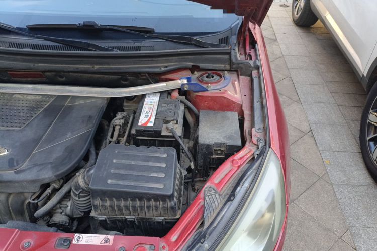Used Chery Arrizo 7 2013 1.6L CVT ZhiShang Edition Engine Bay Left
