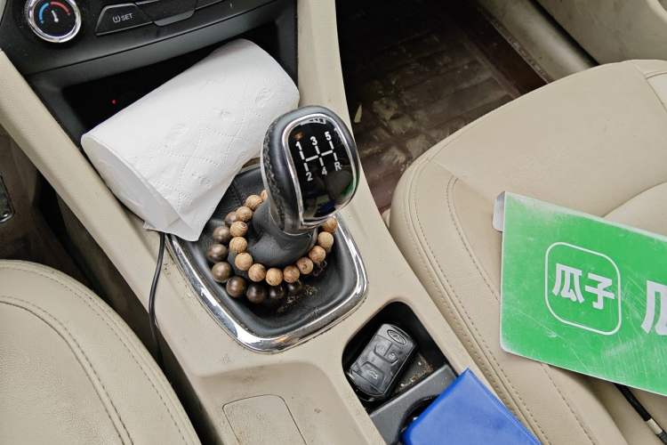 Used Chery Arrizo 7 2013 1.6L Manual ZhiXiang Edition Gear Lever
