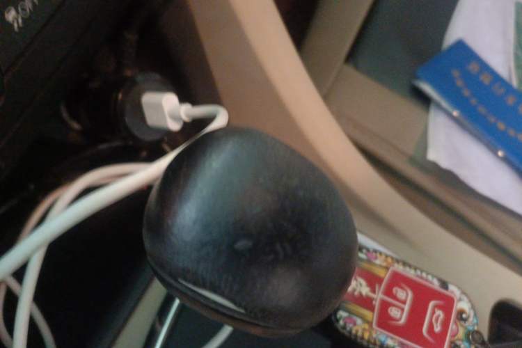 Used Chery Arrizo 7 2013 1.6L CVT Zhixiang Edition Gear Lever