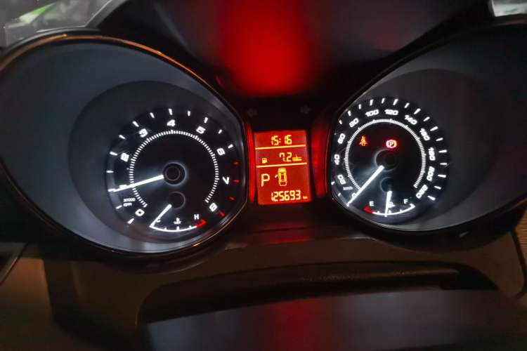 Used Chery Arrizo 7 2013 1.6L CVT Zhiling Edition Instrument Cluster