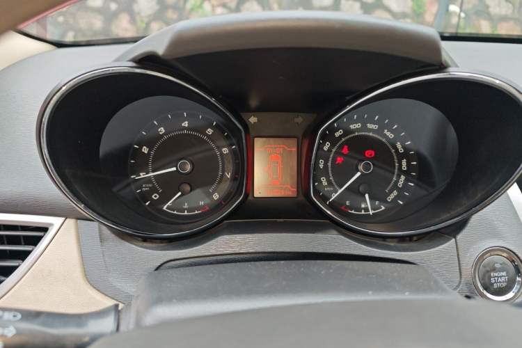 Used Chery Arrizo 7 2013 1.6L Manual ZhiShang Edition Instrument Cluster