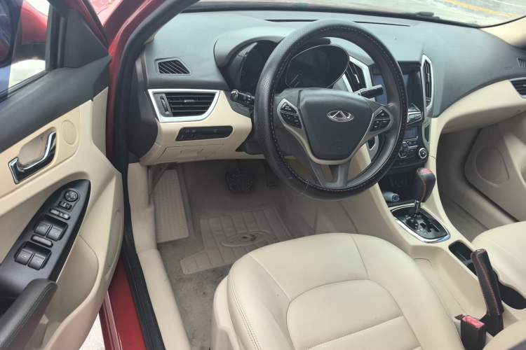 Used Chery Arrizo 7 2013 1.6L CVT Zhiling Edition Interior 2