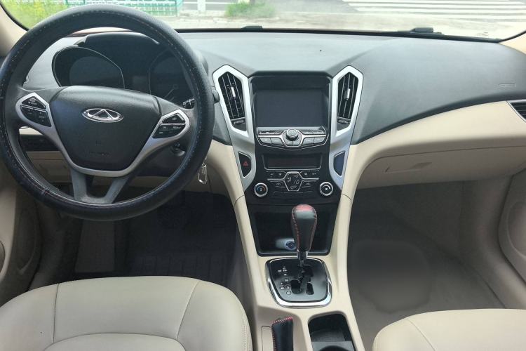 Used Chery Arrizo 7 2013 1.6L CVT Zhiling Edition Interior 3