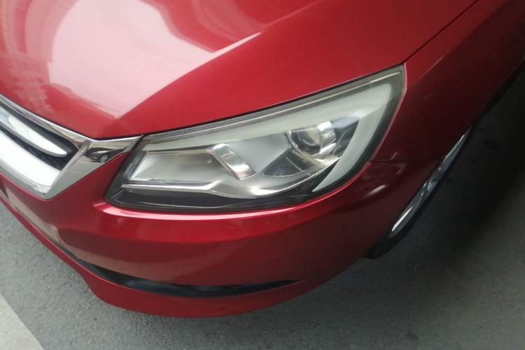Used Chery Arrizo 7 2013 1.6L CVT ZhiShang Edition Left Front Headlight