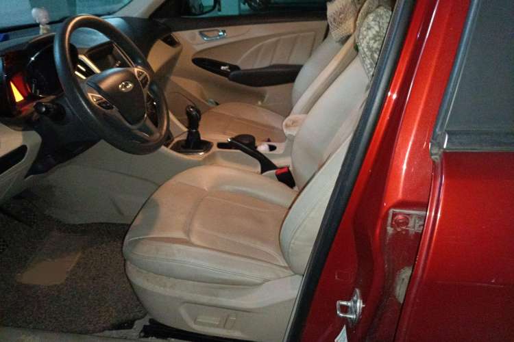 Used Chery Arrizo 7 2013 1.6L Manual ZhiXiang Edition Left Front Seat