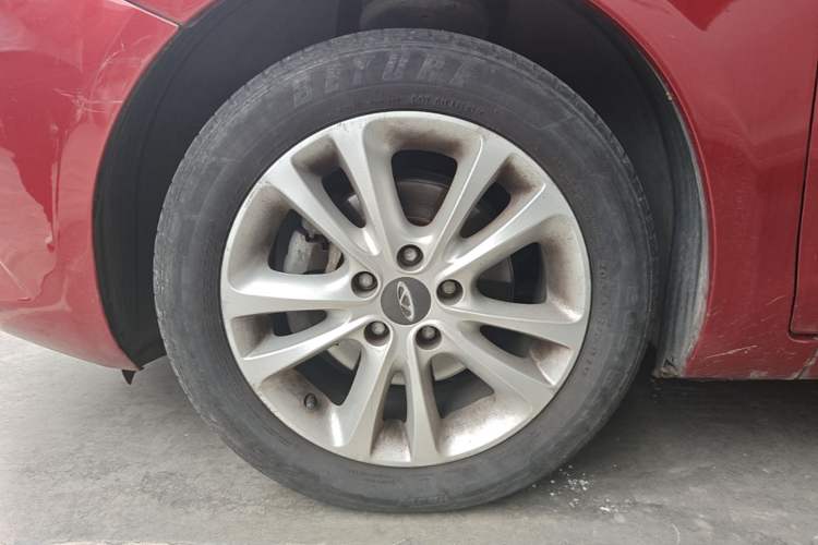 Used Chery Arrizo 7 2013 1.6L Manual Zhi Ling Edition Left Front Wheel Hub