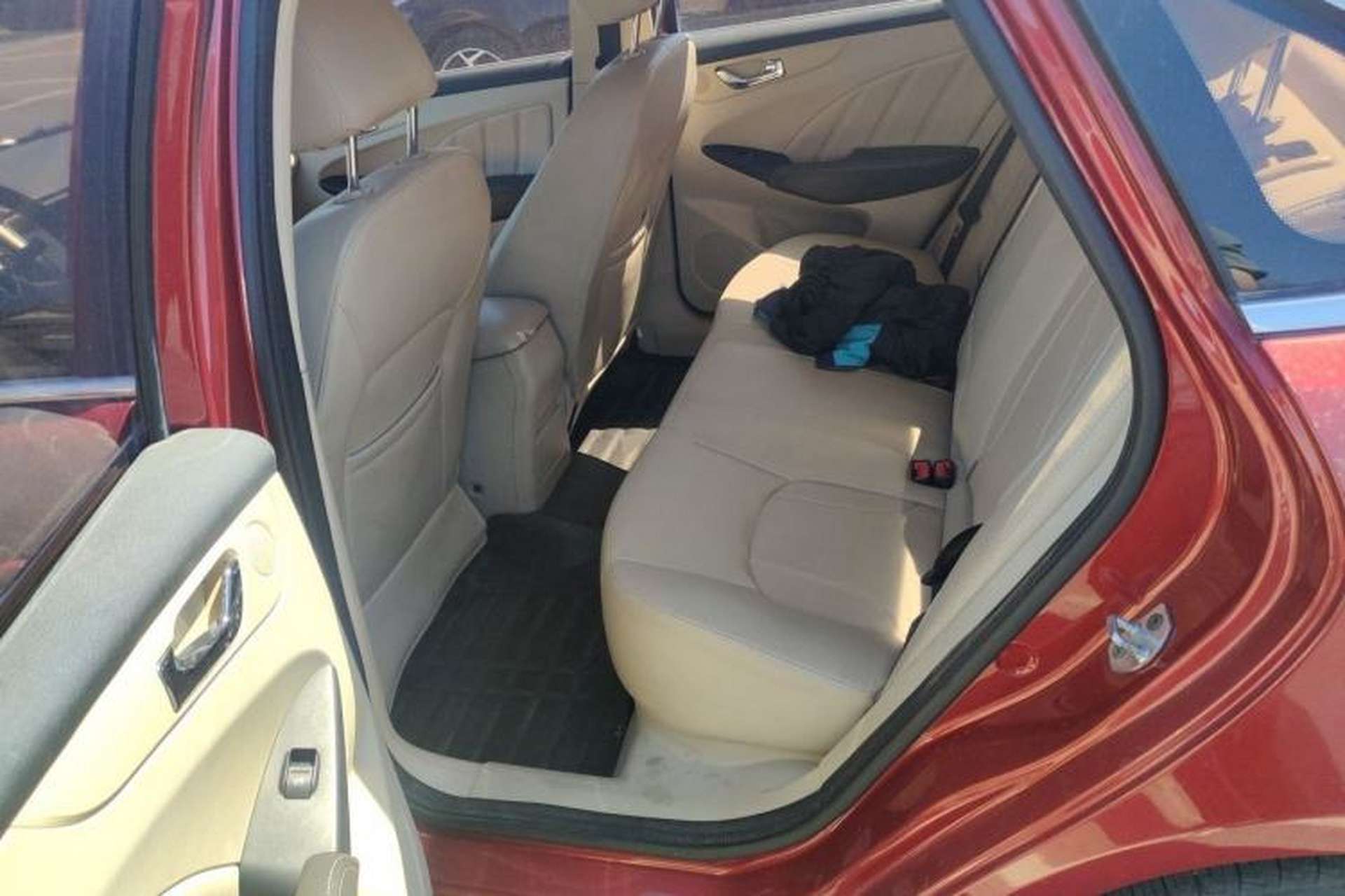 Used Chery Arrizo 7 2013 1.6L Manual ZhiShang Edition Left Rear Seat