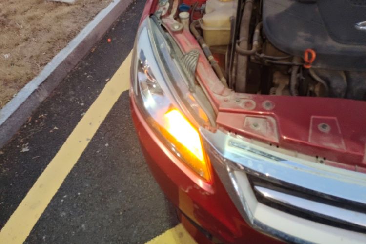 Used Chery Arrizo 7 2013 1.6L CVT Zhixiang Edition Right Front Headlight