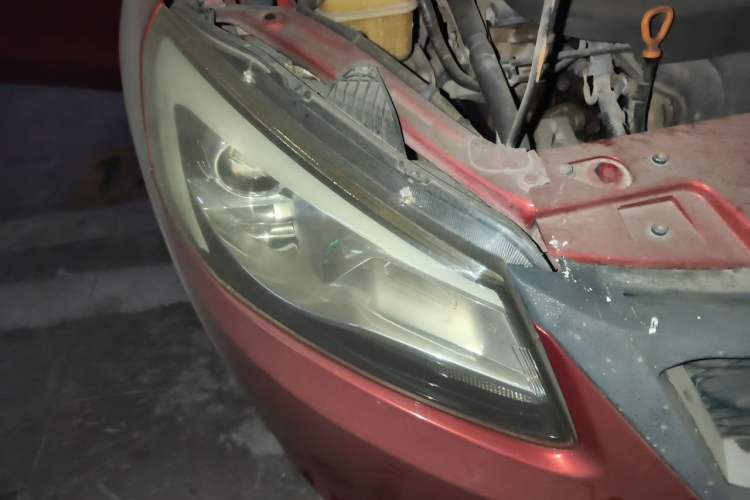Used Chery Arrizo 7 2013 1.6L Manual ZhiXiang Edition Right Front Headlight