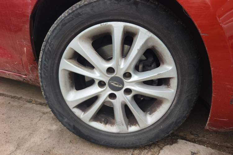 Used Chery Arrizo 7 2013 1.6L CVT ZhiShang Edition Right Front Wheel Hub