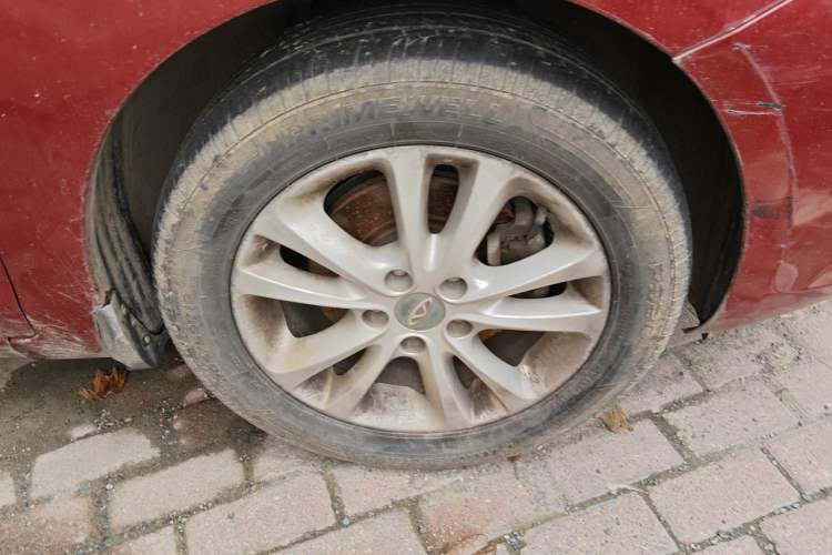 Used Chery Arrizo 7 2013 1.6L Manual ZhiXiang Edition Right Front Wheel Hub