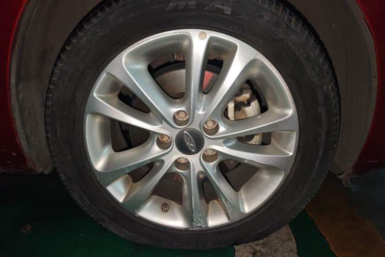 Used Chery Arrizo 7 2013 1.6L CVT ZhiShang Edition Right Front Wheel Hub