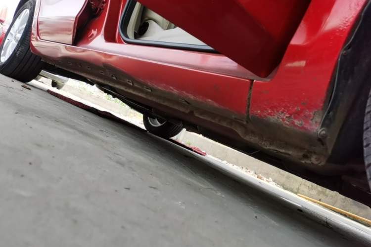 Used Chery Arrizo 7 2013 1.6L CVT Zhixiang Edition Right Side Sill