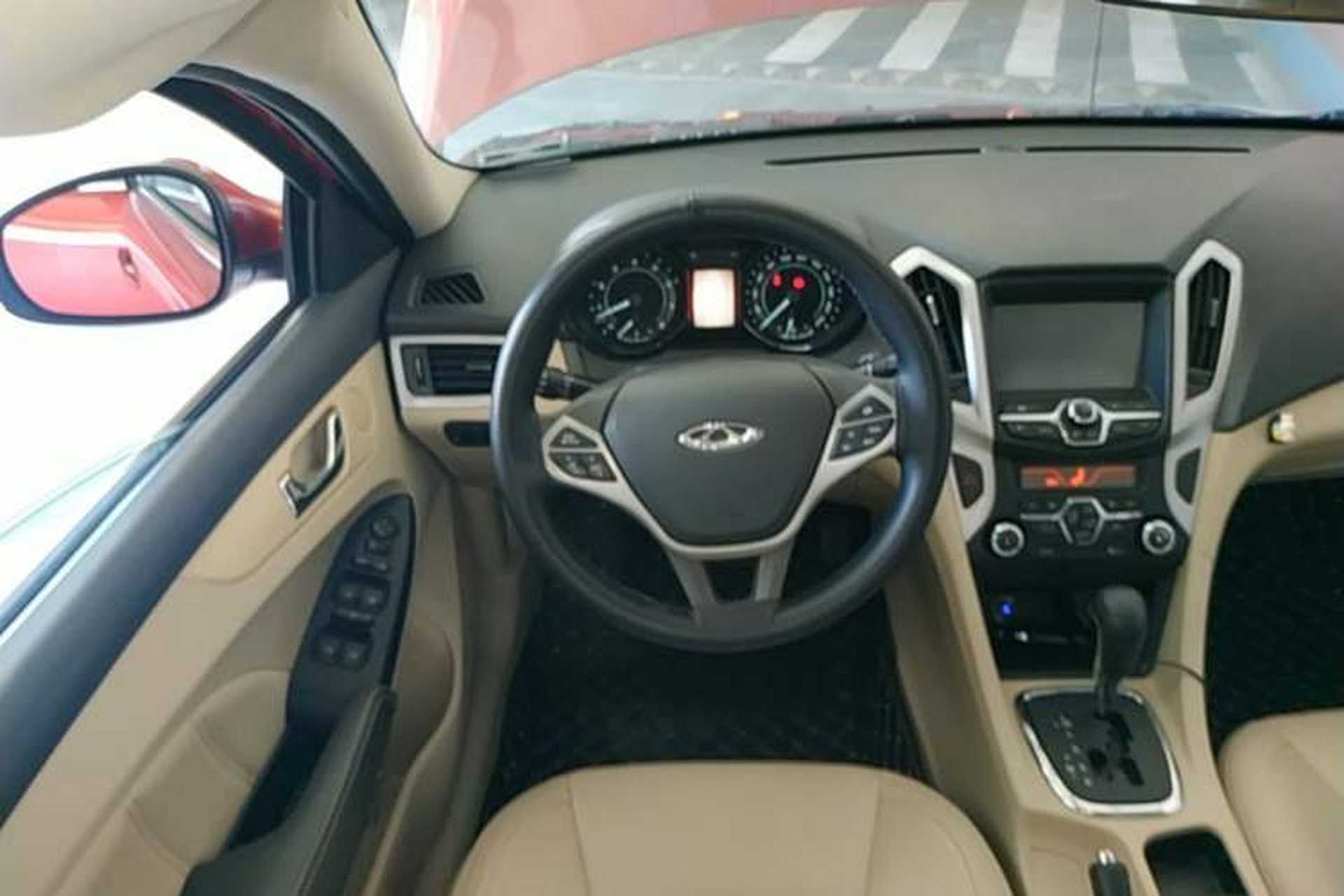 Used Chery Arrizo 7 2013 1.6L CVT Zhixiang Edition Steering Wheel