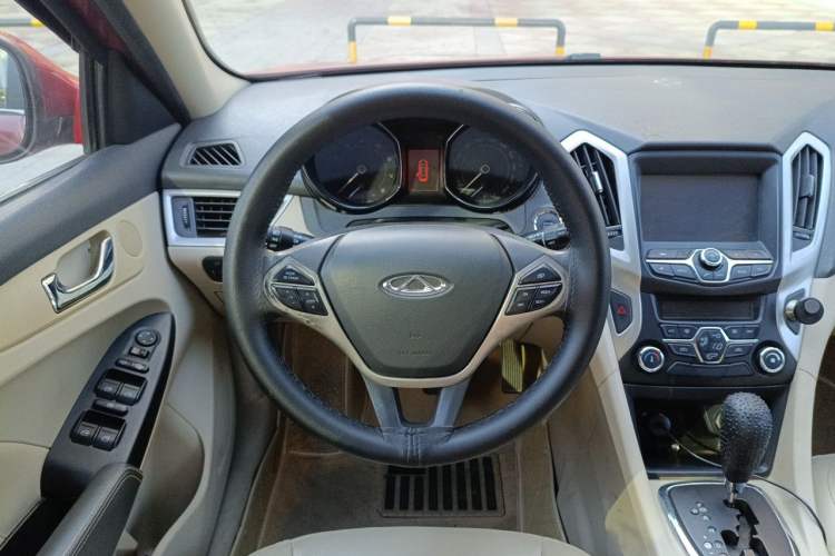 Used Chery Arrizo 7 2013 1.6L CVT ZhiShang Edition Steering Wheel