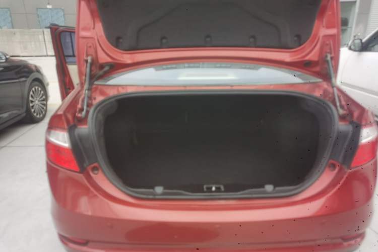 Used Chery Arrizo 7 2013 1.6L CVT Zhiling Edition Trunk