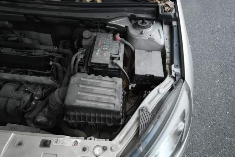 Used Chery Arrizo 7 2013 1.6L Manual Zhi Ling Edition Engine Bay Left