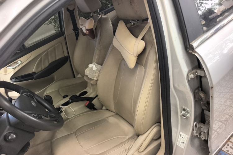 Used Chery Arrizo 7 2013 1.6L Manual ZhiShang Edition Left Front Seat