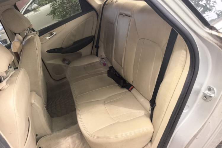 Used Chery Arrizo 7 2013 1.6L Manual ZhiShang Edition Left Rear Seat