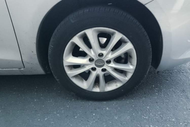 Used Chery Arrizo 7 2013 1.6L Manual Zhi Ling Edition Right Front Wheel Hub