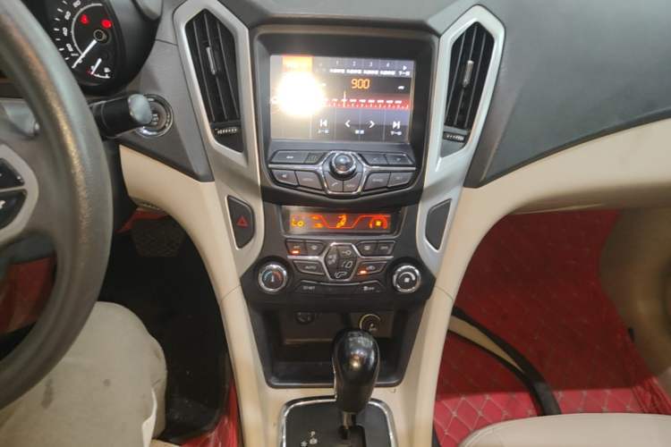 Used Chery Arrizo 7 2013 1.6L CVT Zhixiang Edition Audio And AC Panel