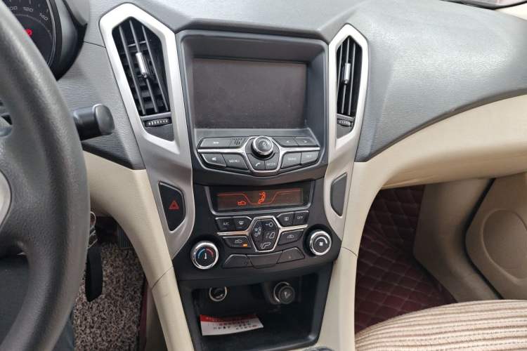 Used Chery Arrizo 7 2013 1.6L Manual Zhi Ling Edition Audio And AC Panel
