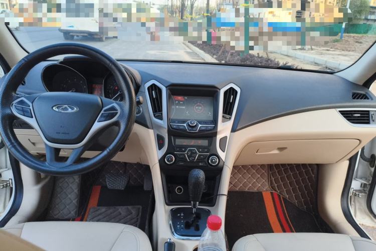 Used Chery Arrizo 7 2013 1.6L CVT Zhixiang Edition Center Console